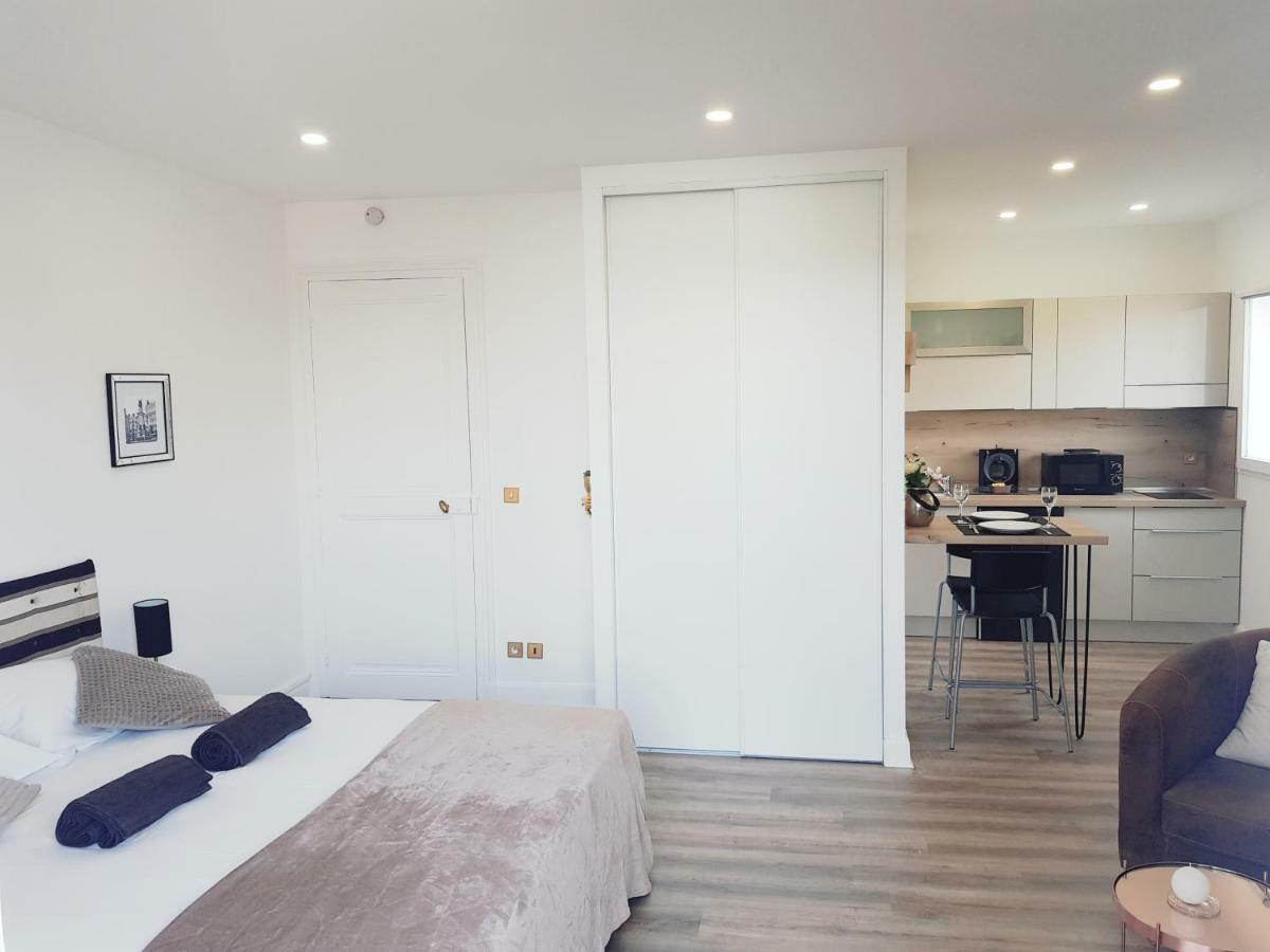 Francois 1Er Au Manoir Apartment เกรอน็อบล์ ภายนอก รูปภาพ
